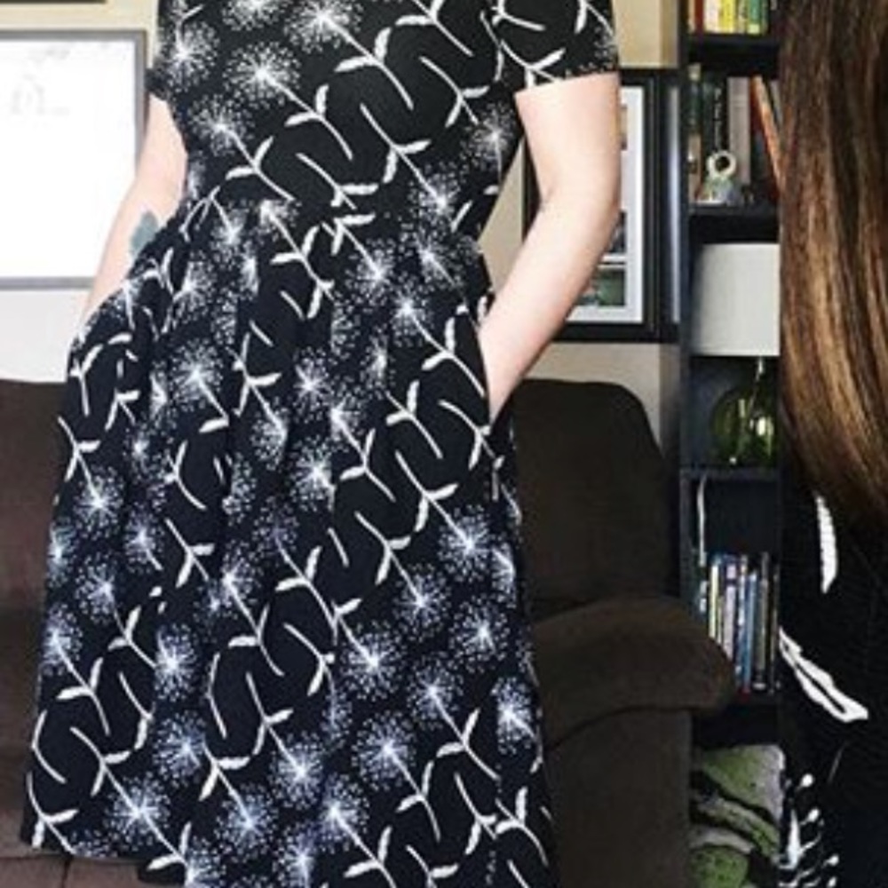 Dandelion print LuLaRoe Amelia Dress